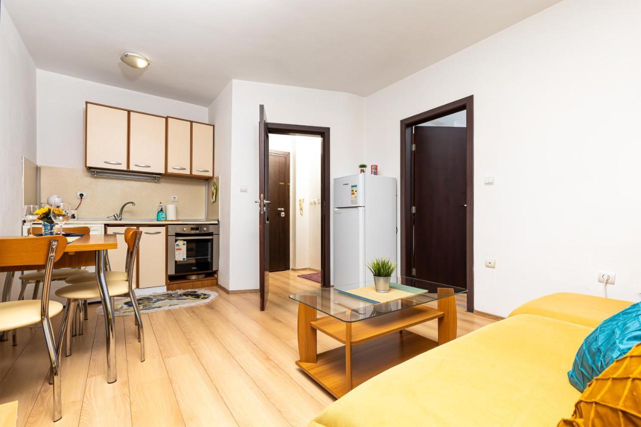 Lovely 1Bd Apartment Close To The Summer Theatre Plovdiv Extérieur photo